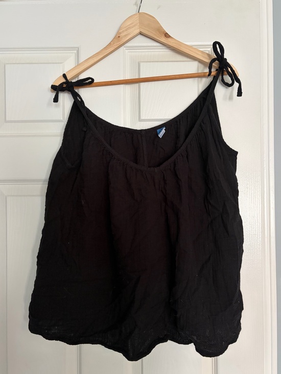Old Navy Tops - Swing tank top